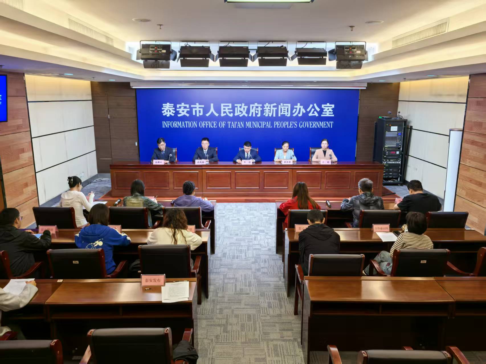 微信圖片_20250919151719_742_124.jpg 微信圖片_20250919151719_742_124.jpg