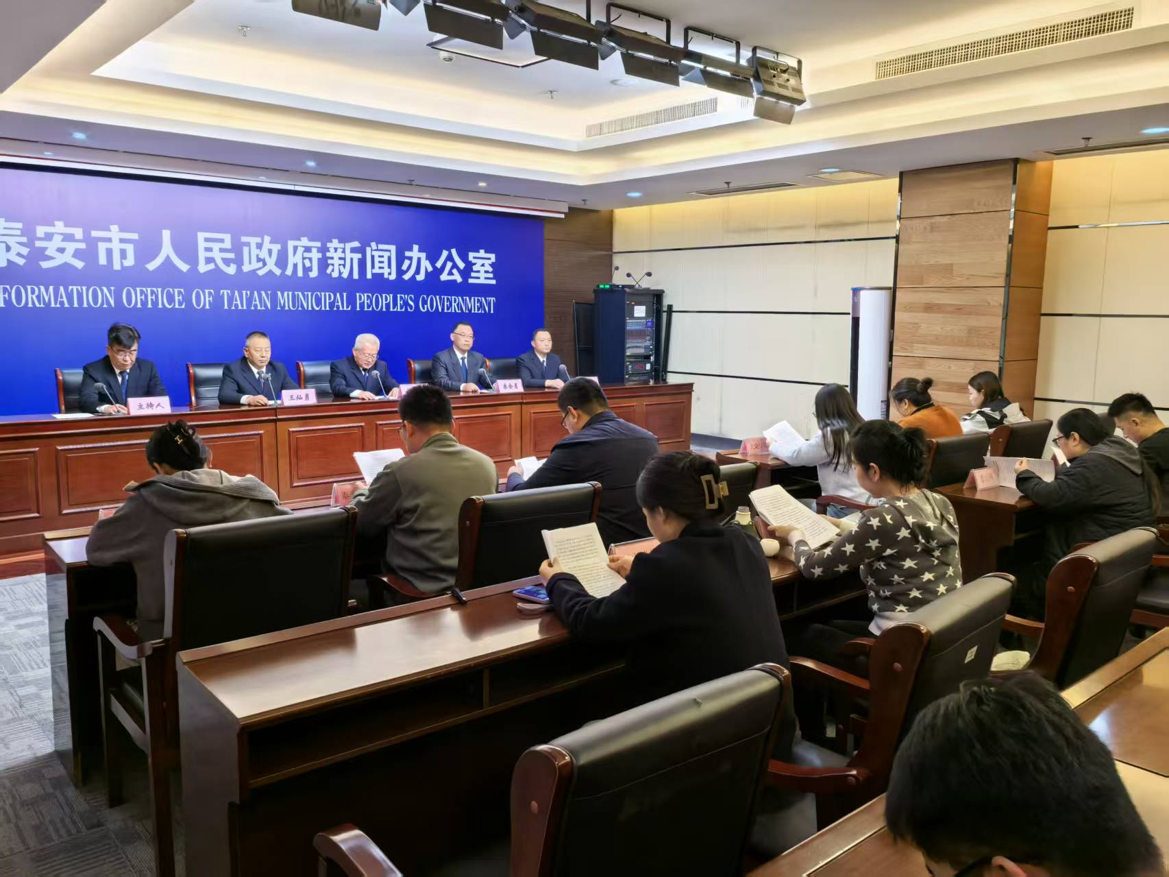 微信圖片_20251028151232_1182_124.jpg 微信圖片_20251028151232_1182_124.jpg